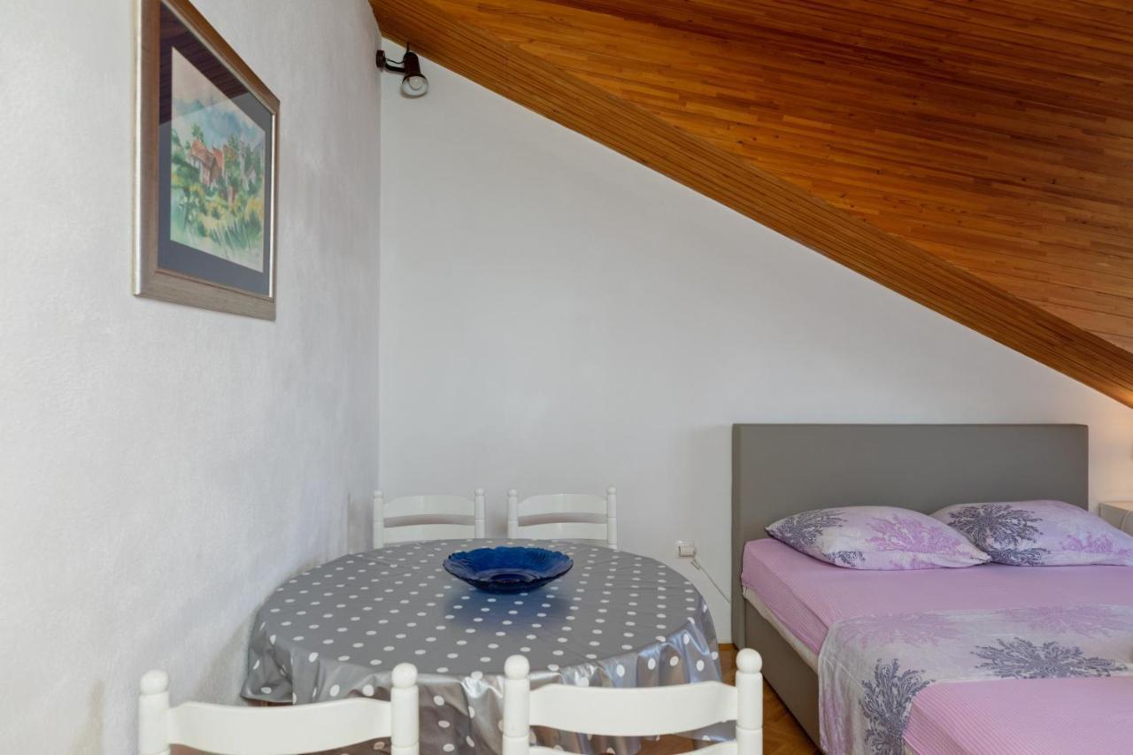 Apartments By The Sea Stanici, Omis - 19728 Ngoại thất bức ảnh